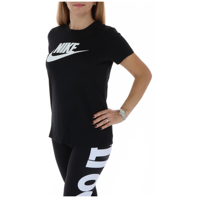 Nike Women T-Shirt-Clothing - Women-Nike-Urbanheer