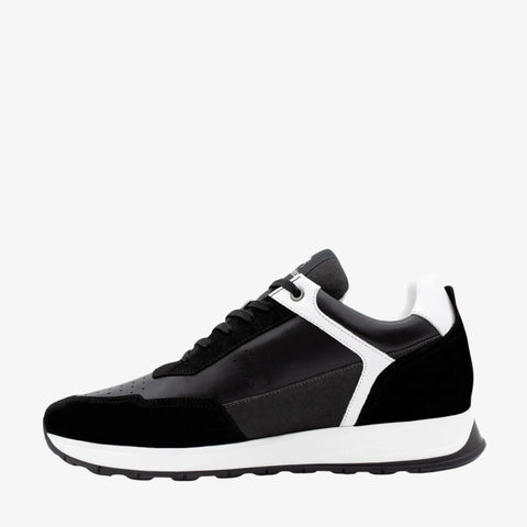 El Estribo Casual Sneakers