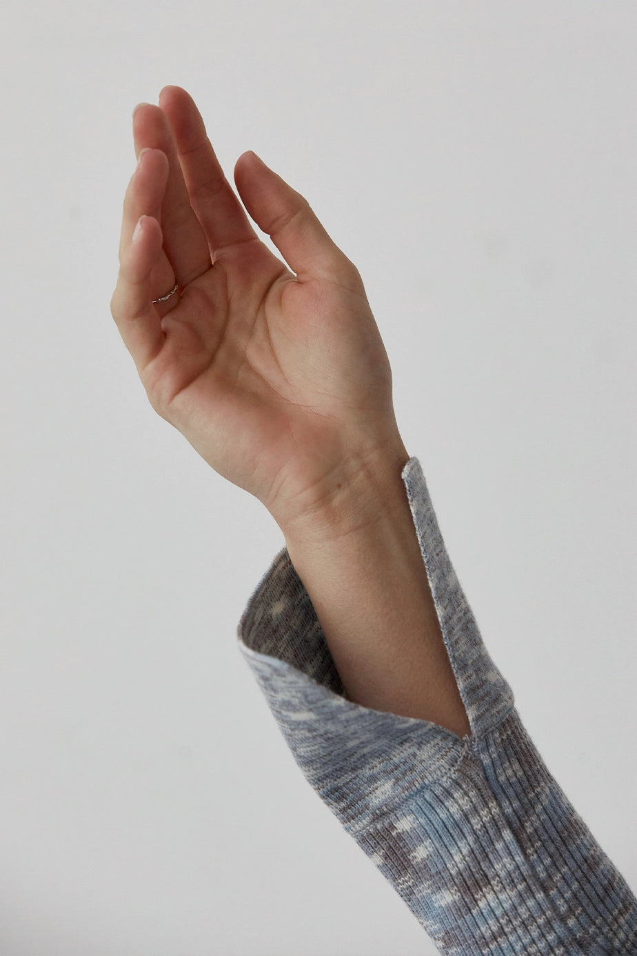 Jemmie Front Twist Sweater Top