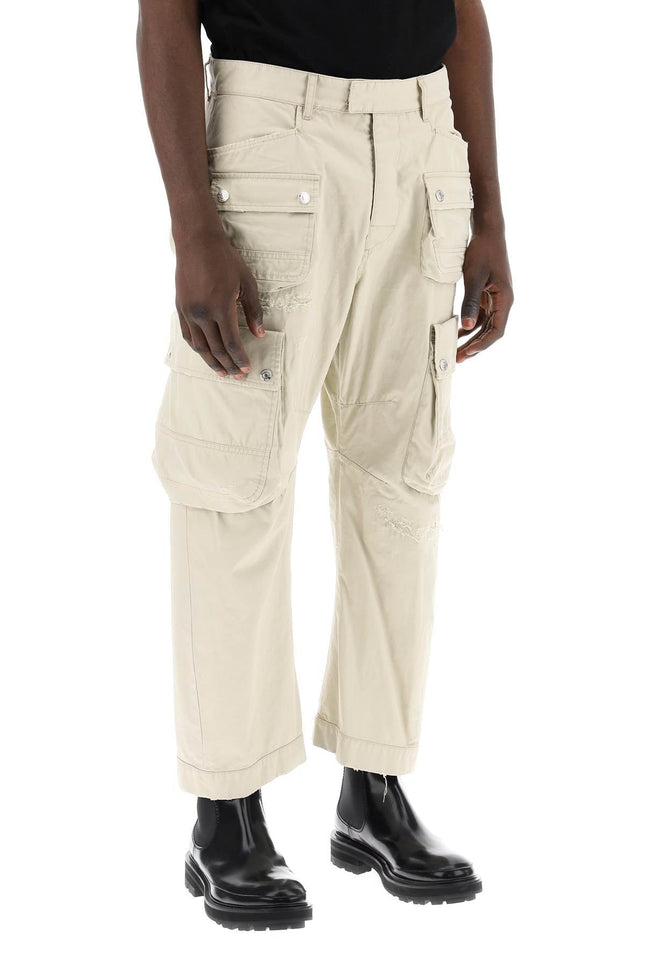 multi-pocket cargo pants
