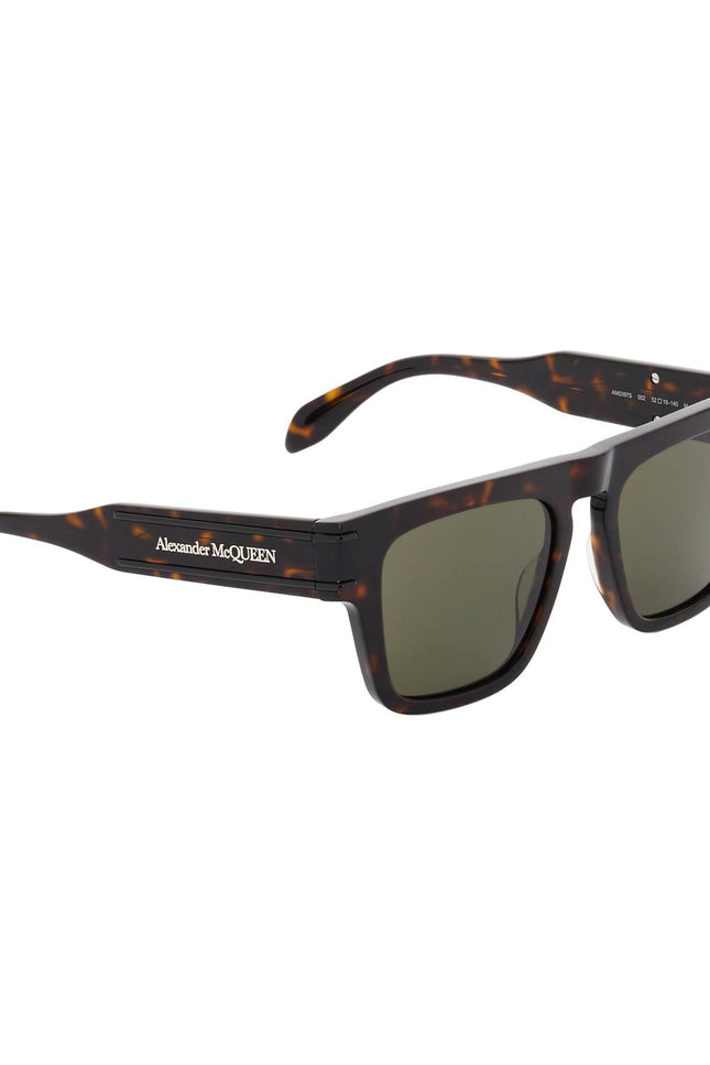 tortoiseshell sunglasses