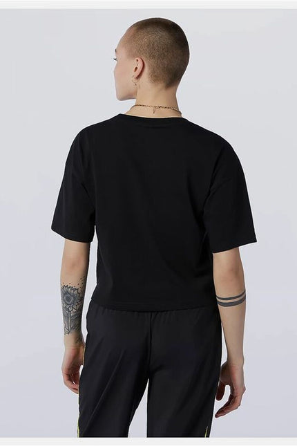 Women’S Short Sleeve T-Shirt New Balance Essentials Athletic Club Boxy Black