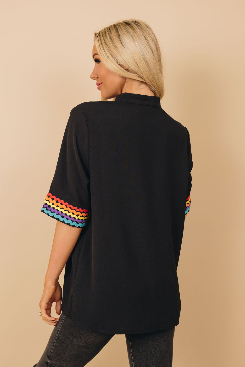 Libya Colorblock Top-UHXSW-BLACK-SMALL-Urbanheer