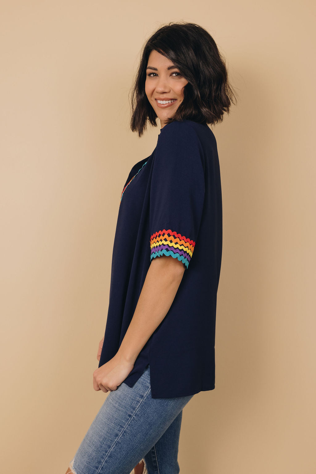 Libya Colorblock Top-UHXSW-BLACK-SMALL-Urbanheer