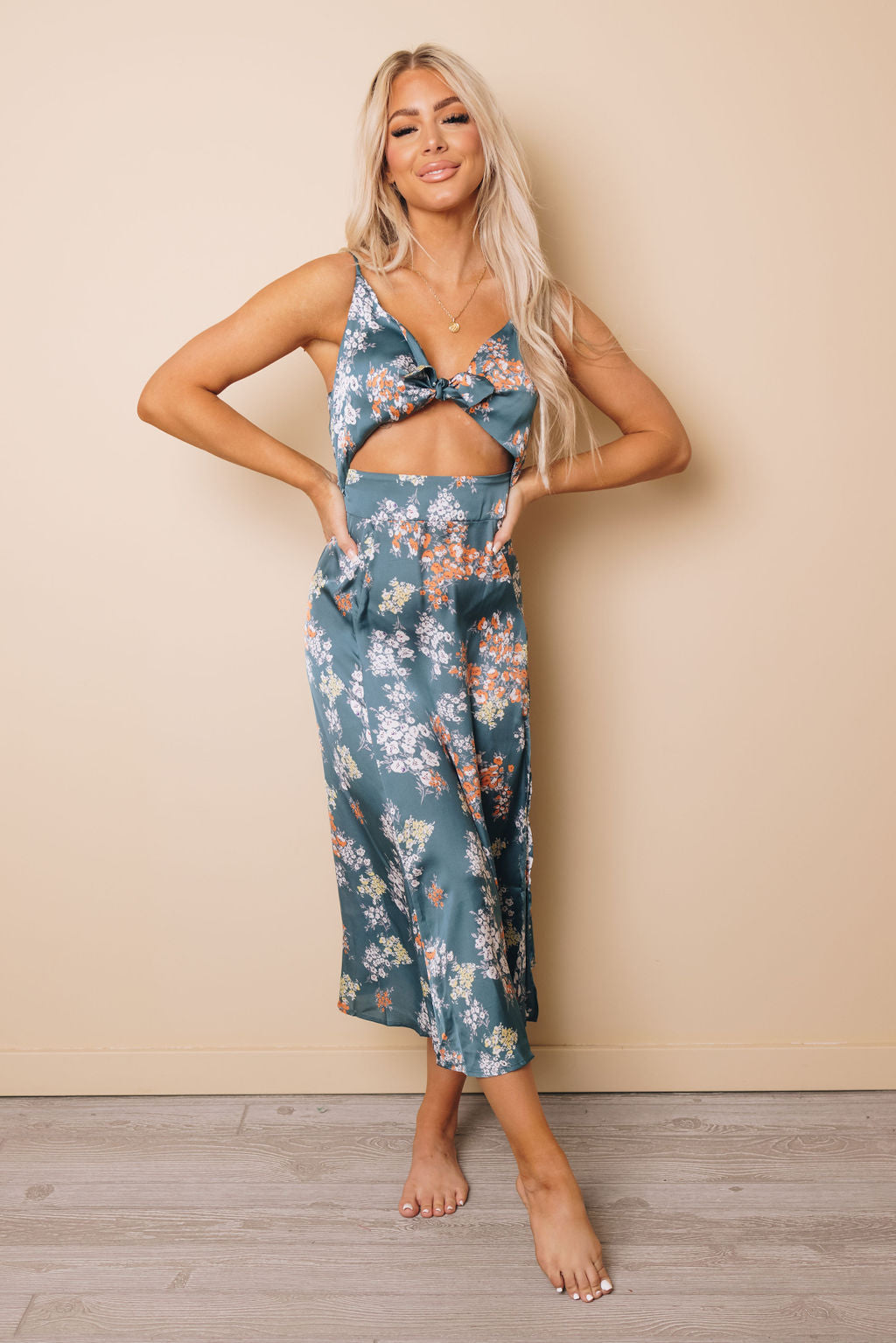 Shania Floral Bust Knot Long Dress-UHXSW-BLUE-SMALL-Urbanheer