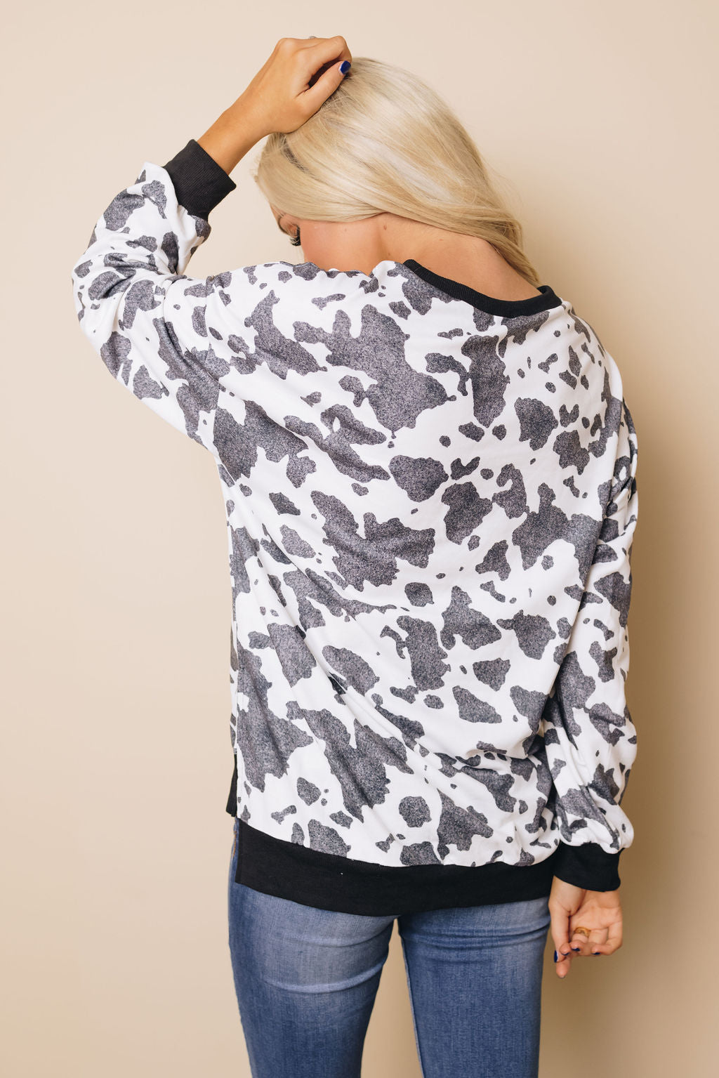 Sariah Animal Print Sweatshirt-UHXSW-BLACK-SMALL-Urbanheer