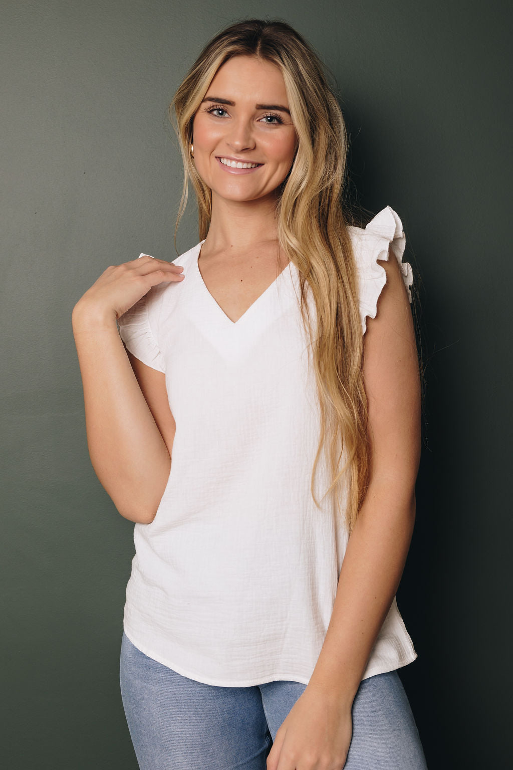 Stassi Ruffled Top-UHXSW-WHITE-SMALL-Urbanheer