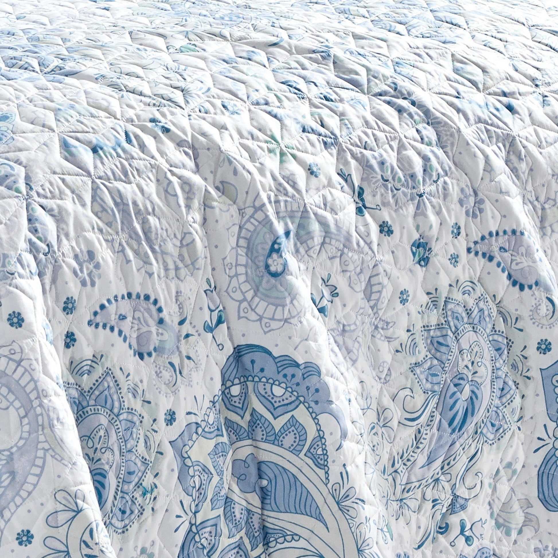 April Traditonal Abstract Jacquard Quilt - 3 Piece Set.-linen mart-King-Urbanheer