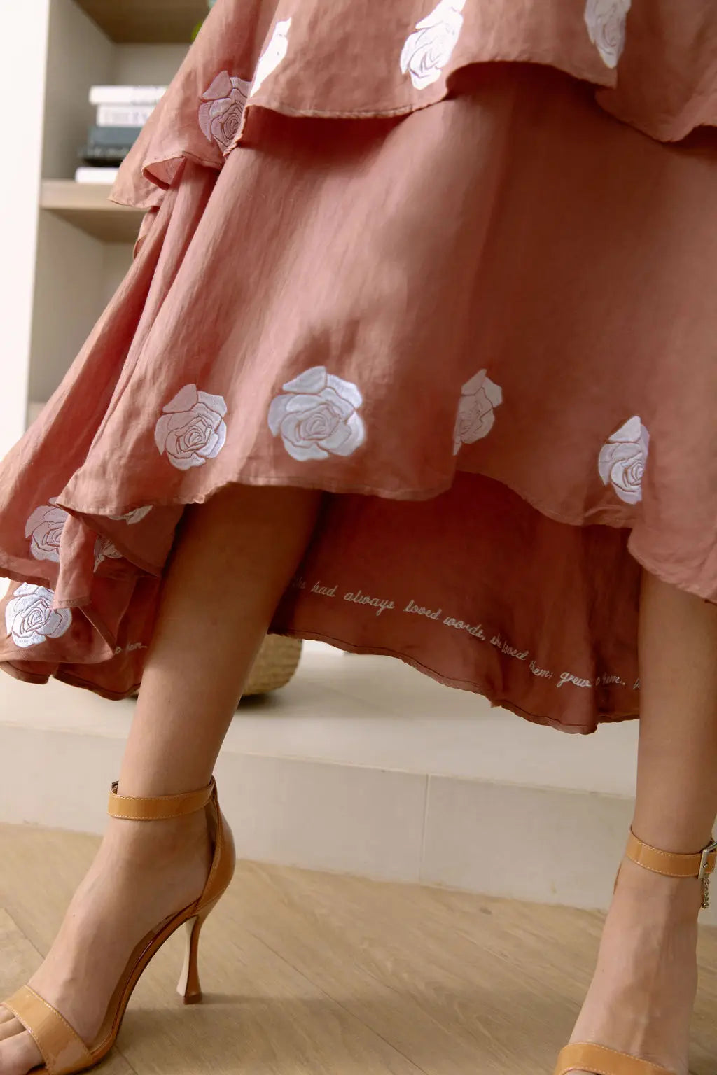 Words Bemberg Linen Embroidered Layered Dress Brown Women’S-Carolina Benoit-XS-Urbanheer