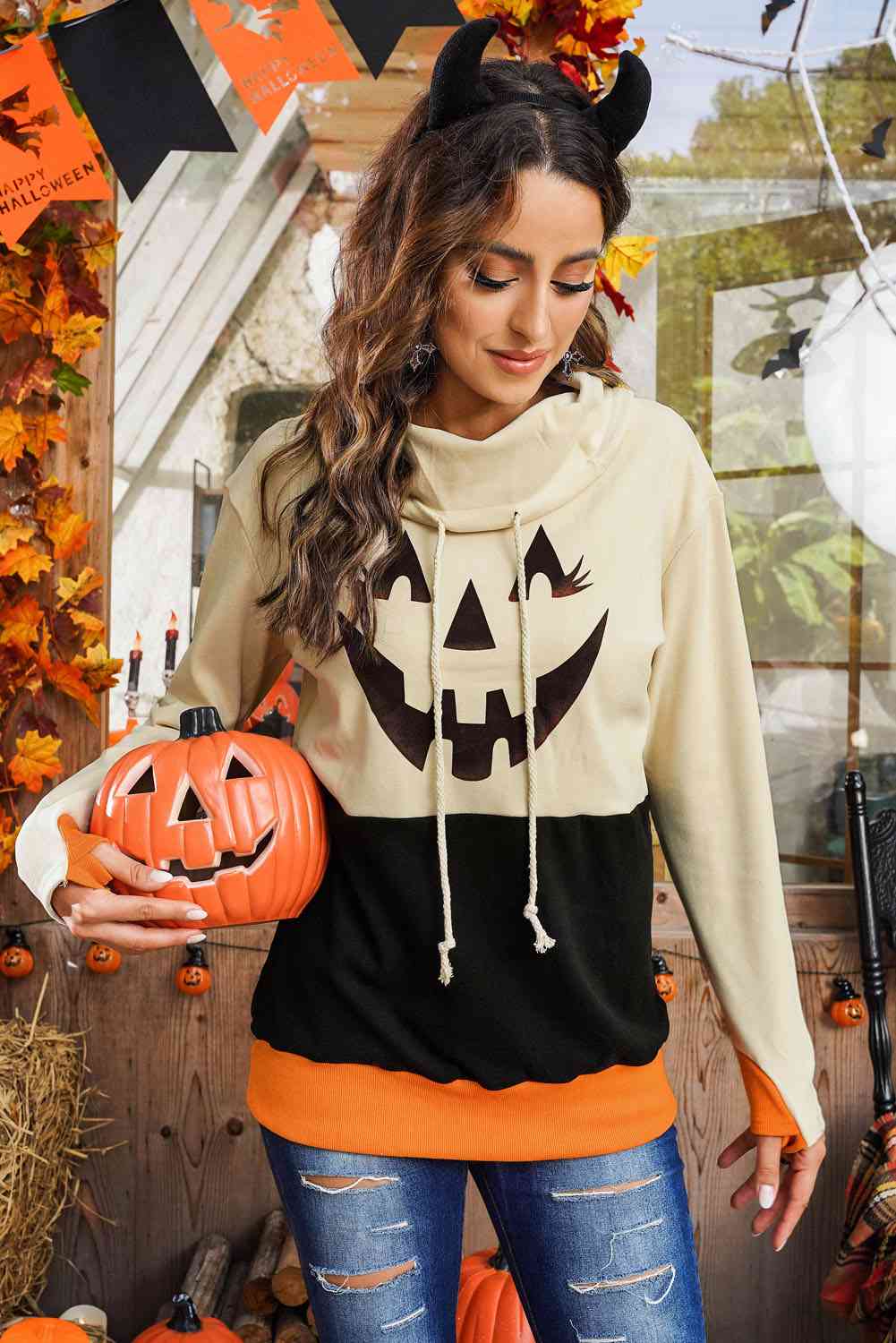 Long Sleeve Jack-O'-Lantern Graphic Sweatshirt-Street 360-Charcoal-S-Urbanheer