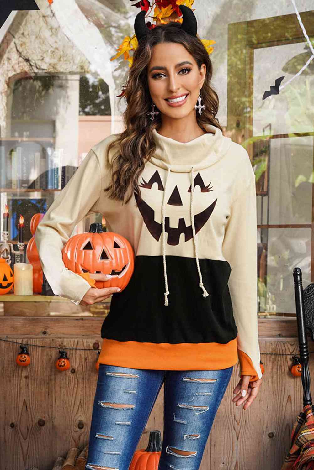 Long Sleeve Jack-O'-Lantern Graphic Sweatshirt-Street 360-Black-S-Urbanheer