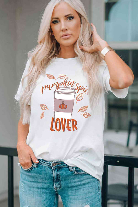 PUMPKIN SPICE LOVER Graphic T-Shirt