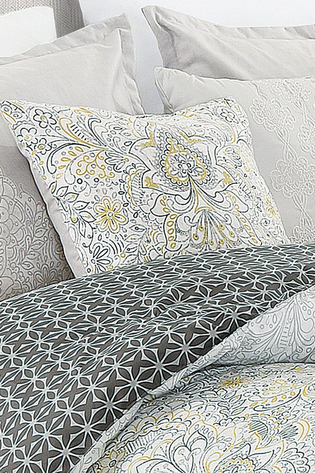 Floral Jacquard Modern Creame Comforter - 7 Piece Set-Linens & Bedding-linen mart-Urbanheer