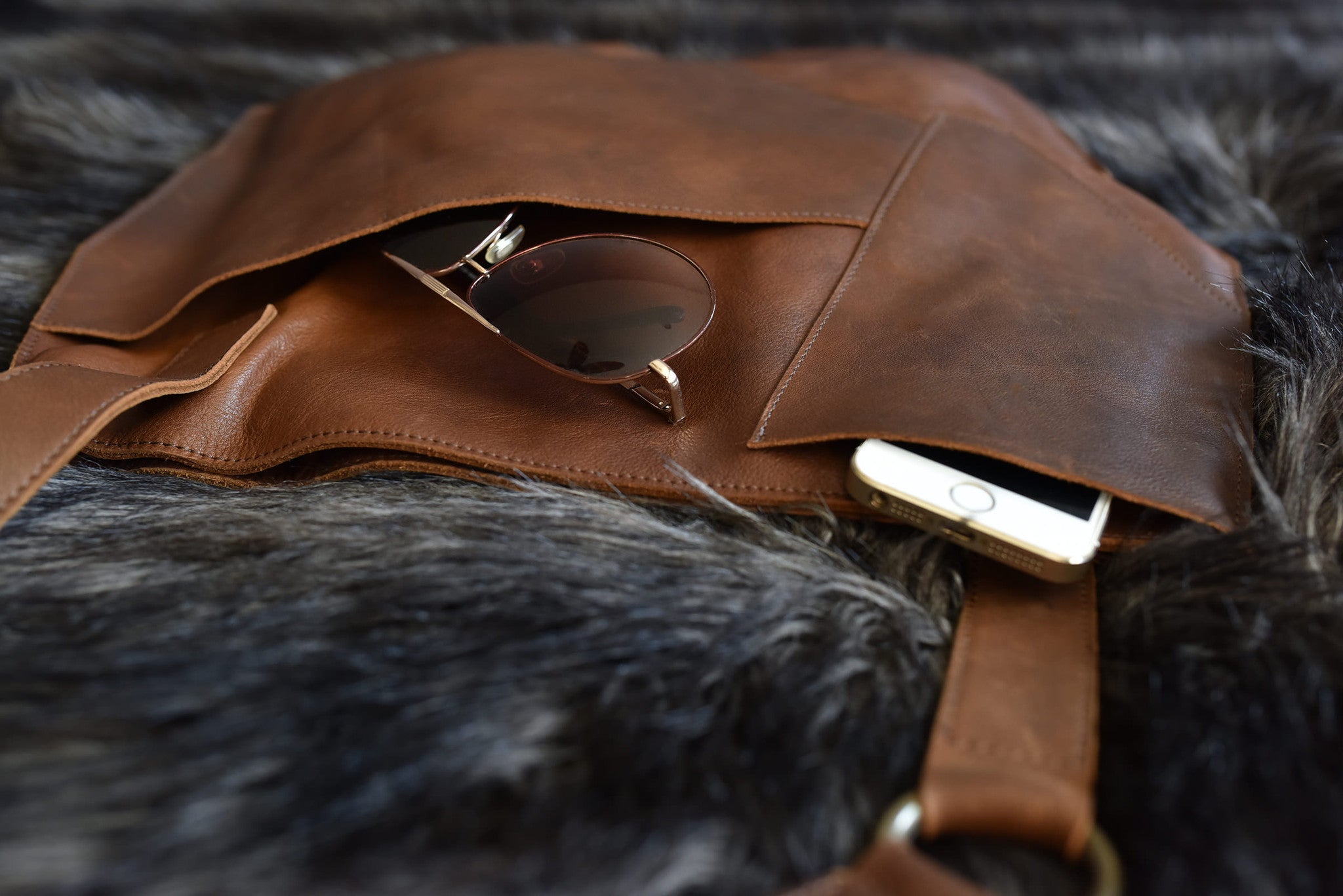 Cross Over Tote-Kiko-Brown-Urbanheer