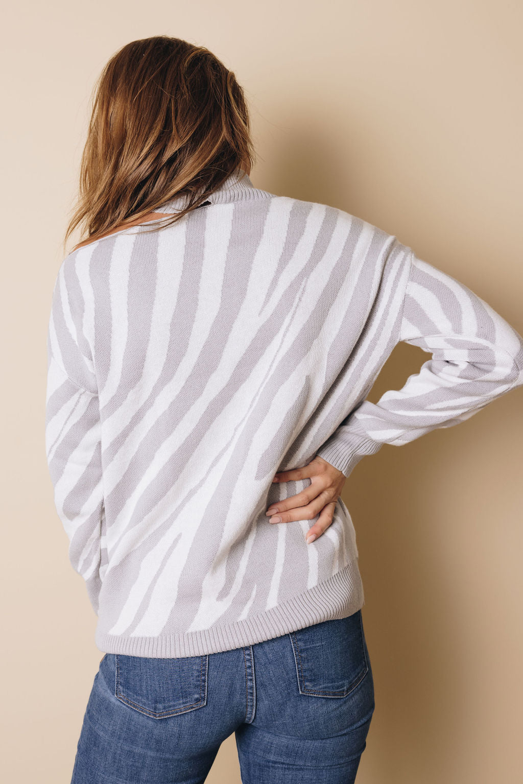 Glenna Cold Shoulder Sweater-UHXSW-KHAKI-SMALL-Urbanheer