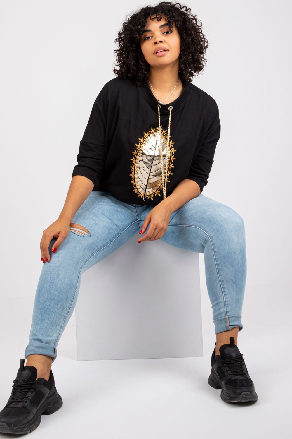 Grace Blouse-Relevance-black-one-size-fits-all-Urbanheer