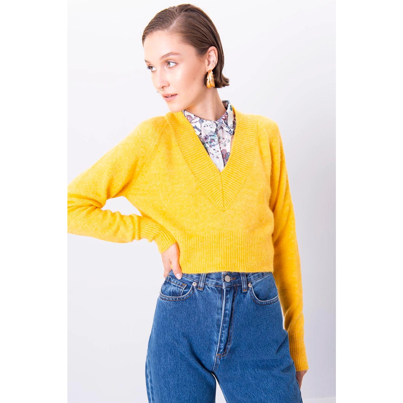 Yellow V-Neck Crop Sweater-BSL-XS-Urbanheer