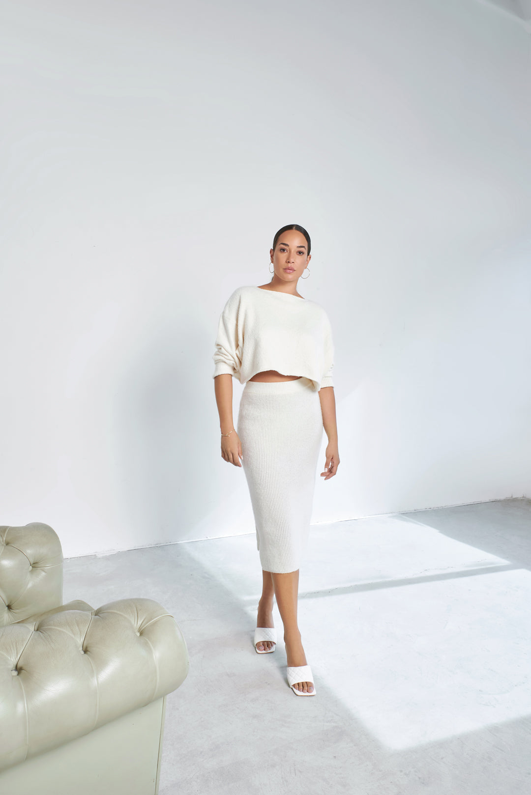 Bio Gaga Crop Luxury Sweater-antonia erre-S-Bianco-Urbanheer