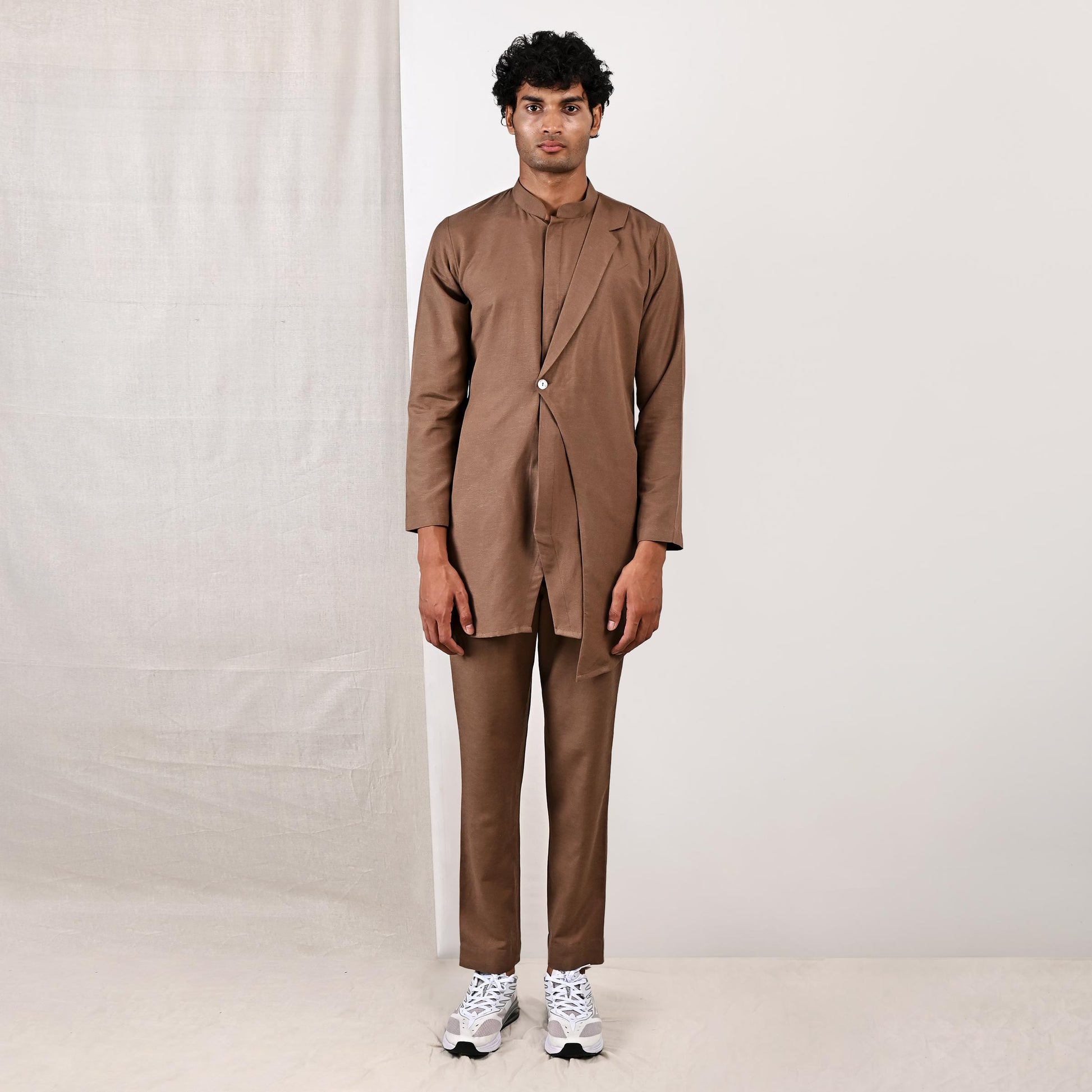 Arthur-Bohame-XS-Light Brown-5'-5'4"-Urbanheer