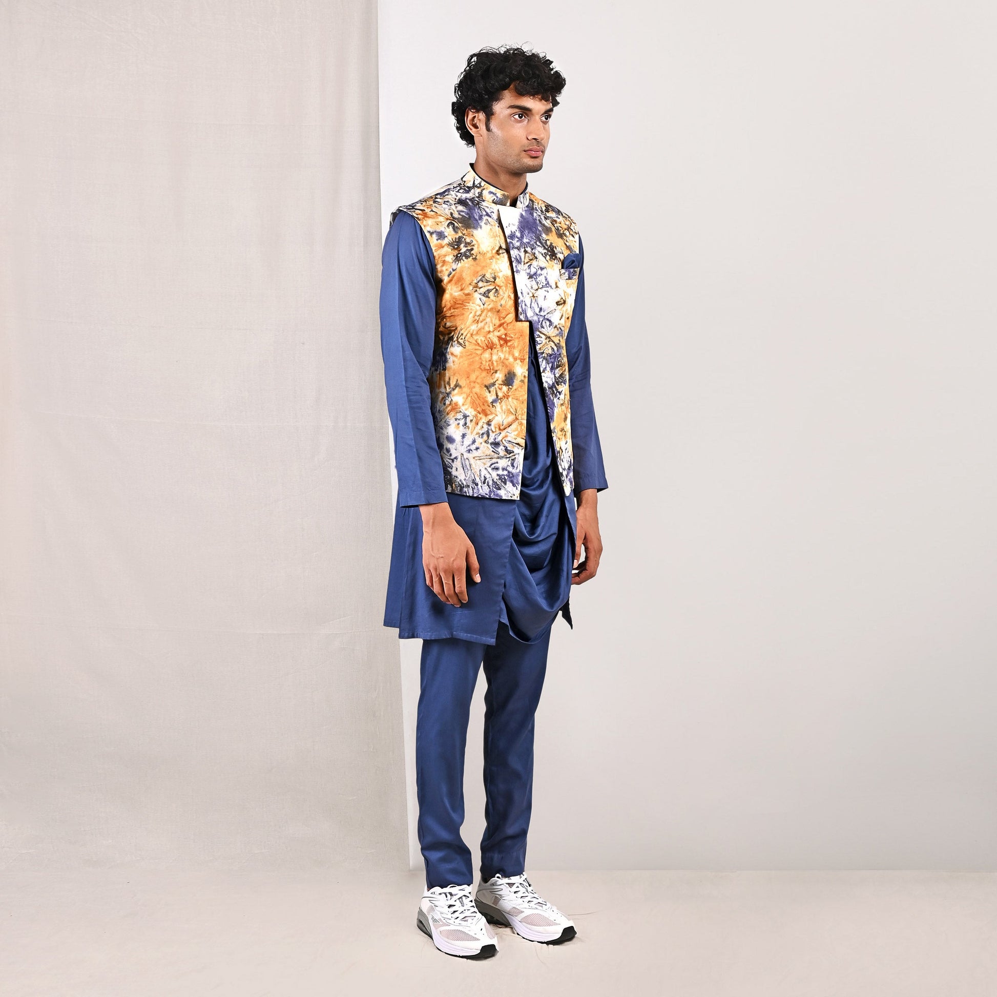 Ivor-Bohame-XS-5'-5'4"-Urbanheer