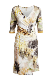 Faux Crossover Print Dress-Conquista-36-Urbanheer
