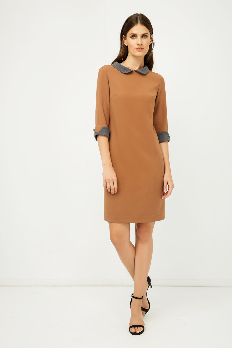 Straight Winter Dress With Contrast Peter Pan Collar-Conquista-46-Urbanheer