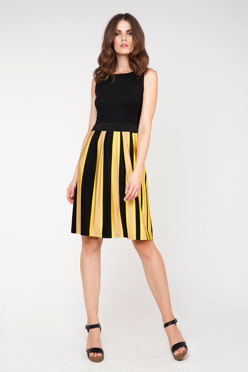 Sleeveless Summer Dress In Black-Conquista-36-Urbanheer