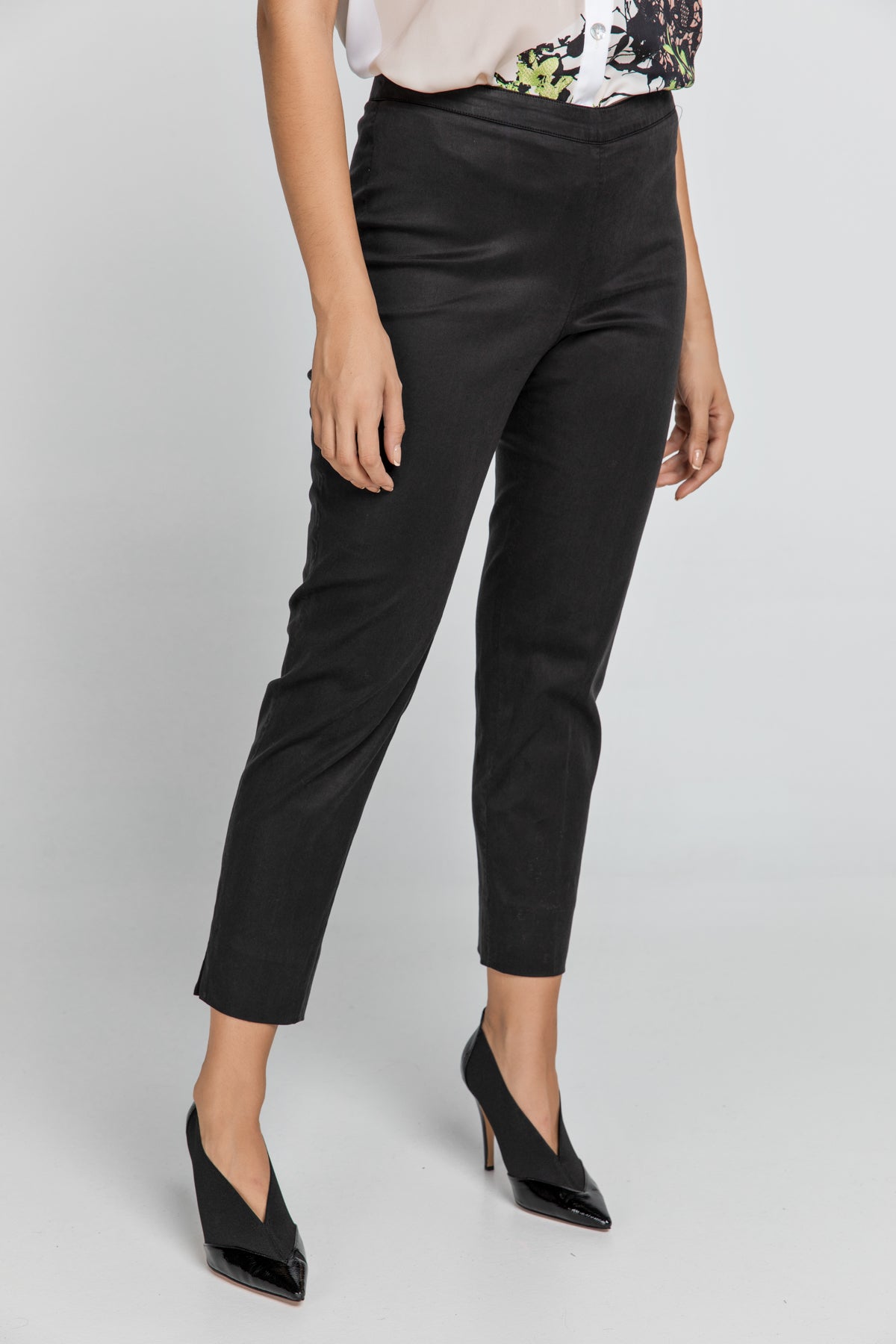 Slim Fit Black Pants Conquista Fashion-Conquista-42-Urbanheer