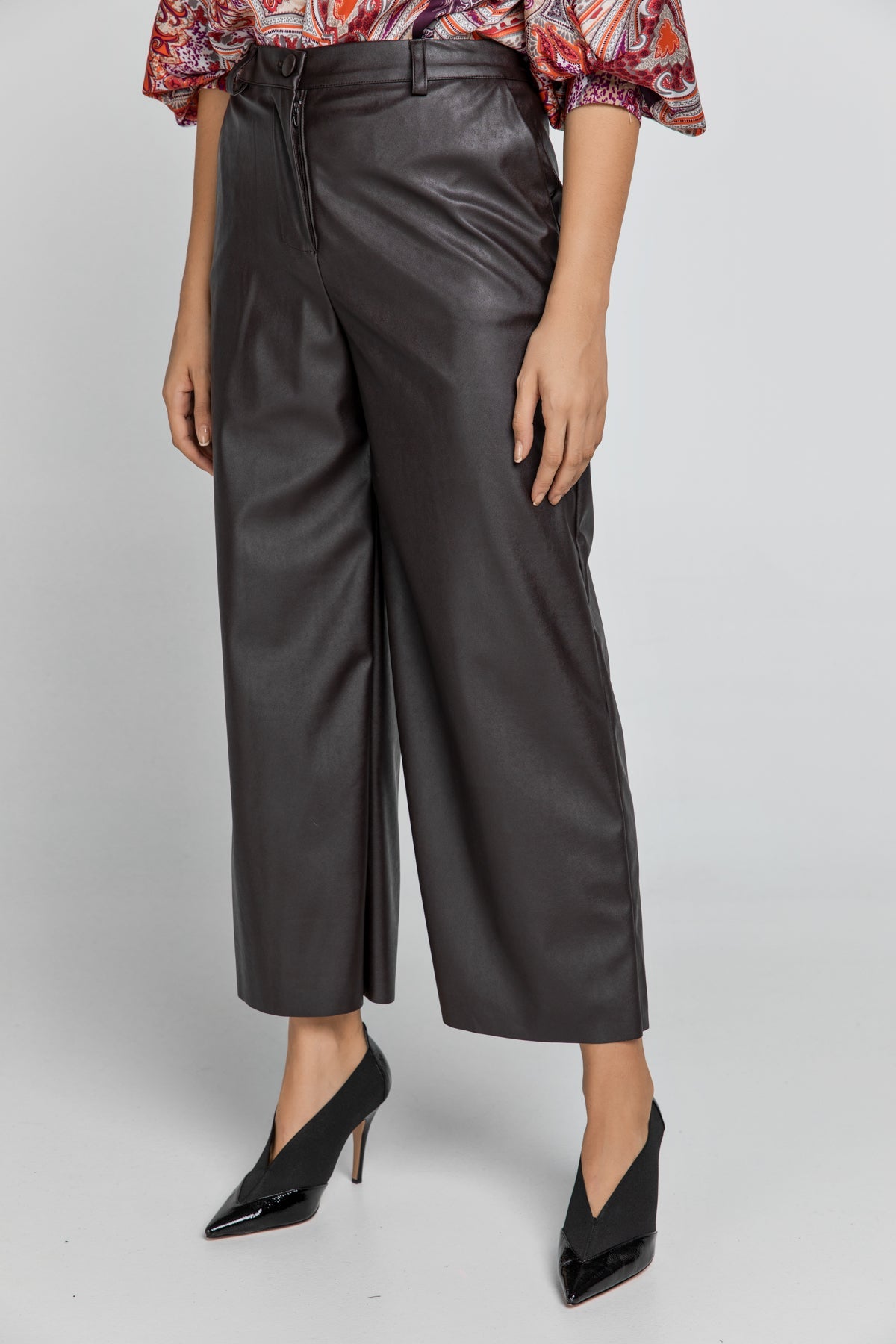 Dark Brown Faux Leather Culottes-TROUSERS-Conquista-S-Urbanheer