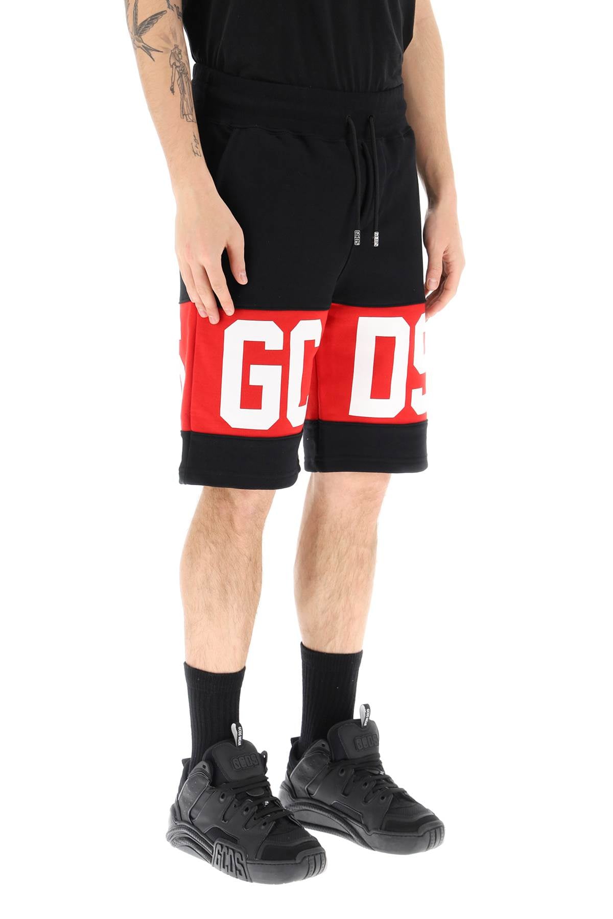 Gcds sweatshorts with logo bands-GCDS-L-Urbanheer