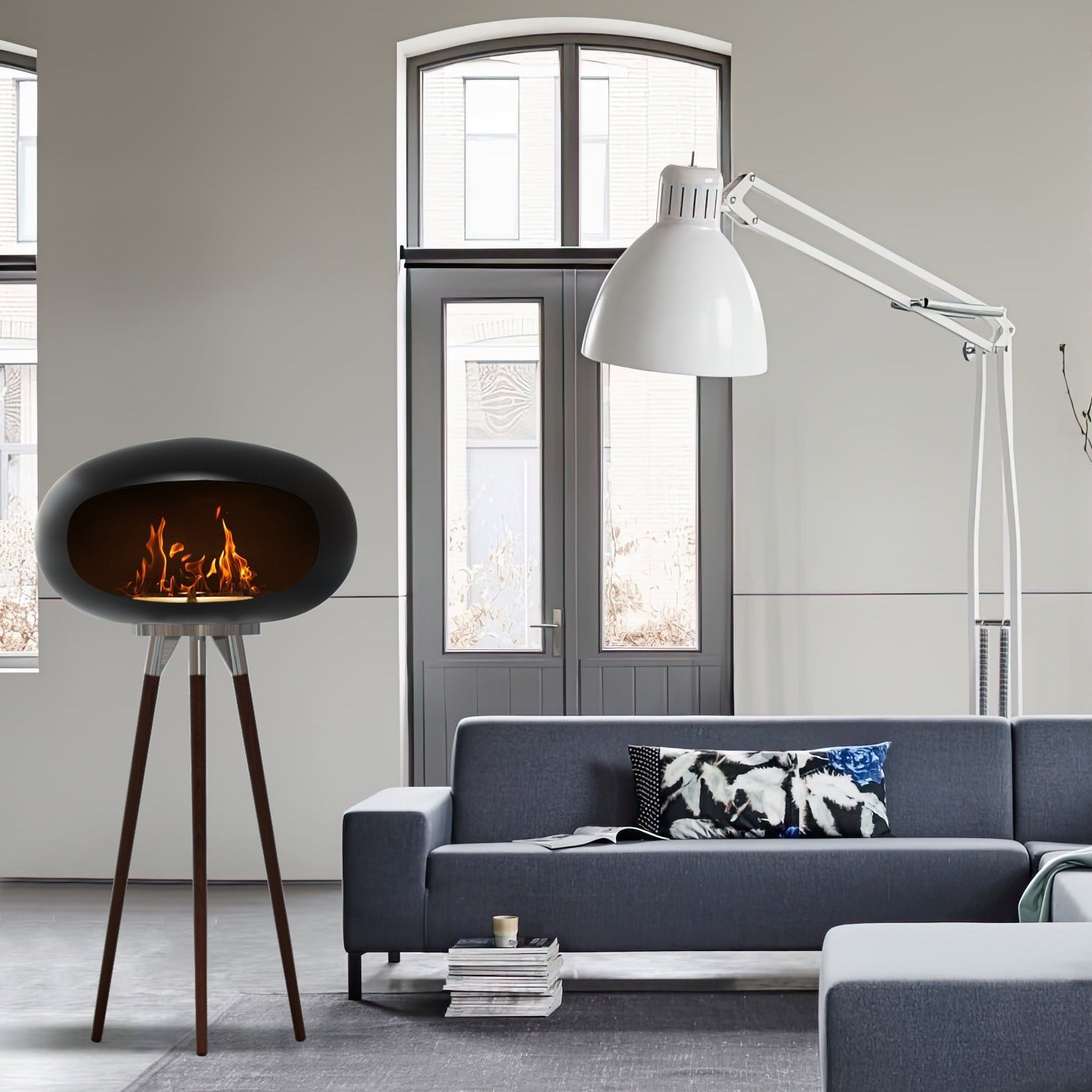 Tripod Indoor + Outdoor Ethanol Fireplace-EP LIGHT-Urbanheer