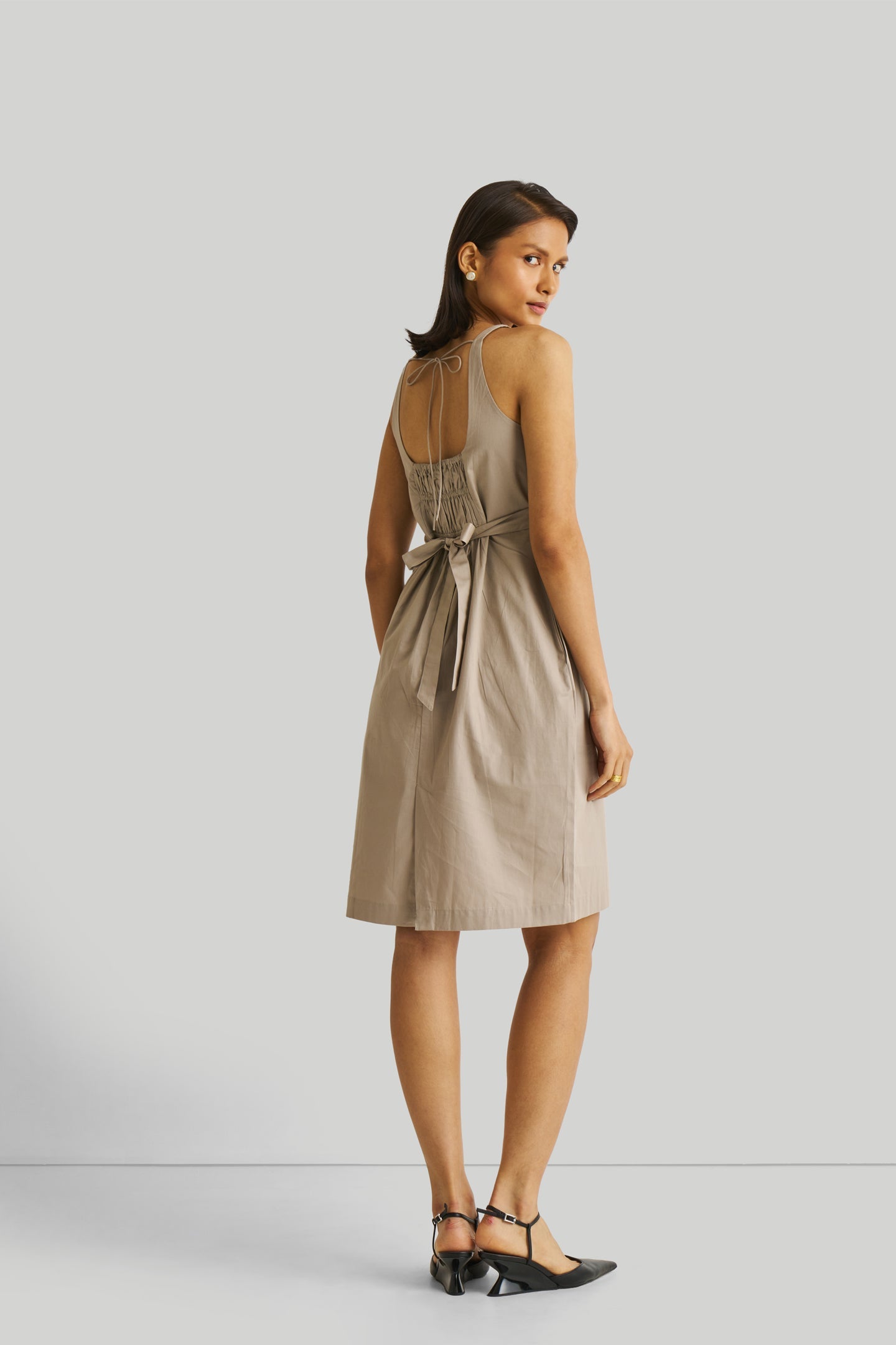 Fitted Knee Length Dress in Ecru-DRESSES-Reistor-Poplin Ecru-XS-Urbanheer