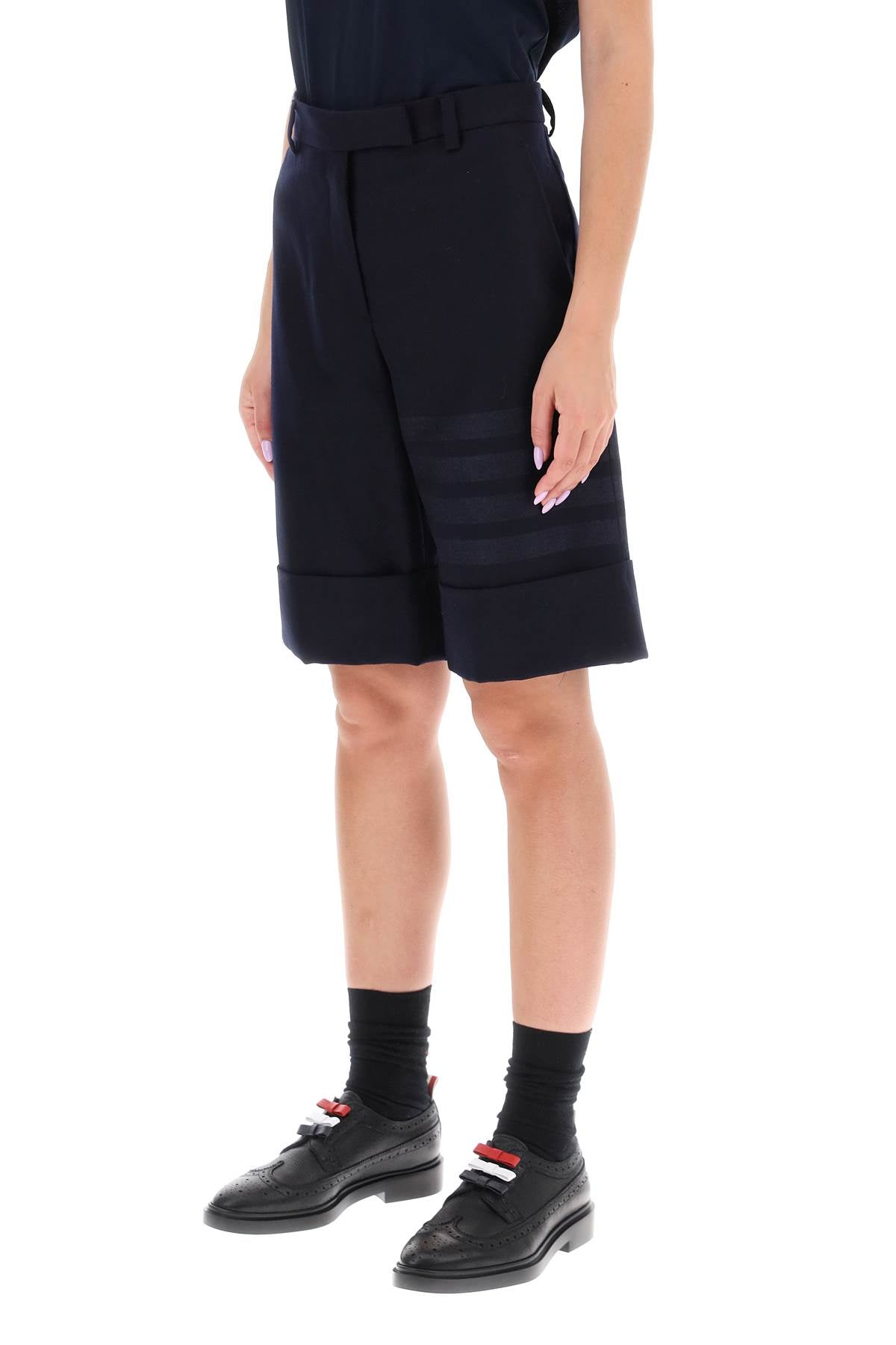 Thom browne shorts in flannel with 4-bar motif-Thom Browne-42-Urbanheer