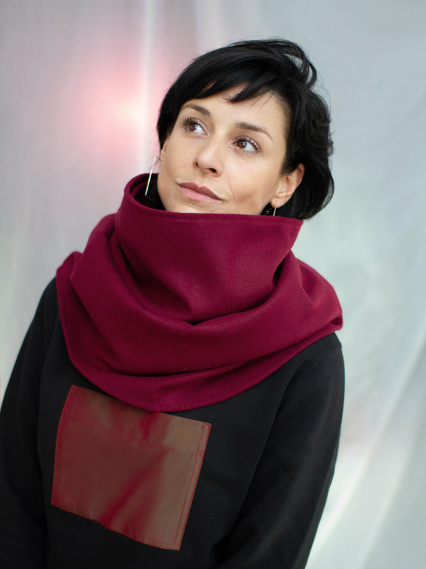 Jiba Sweatshirt - Black Iridescent-Clothing - Women-Kanten-XS-Urbanheer