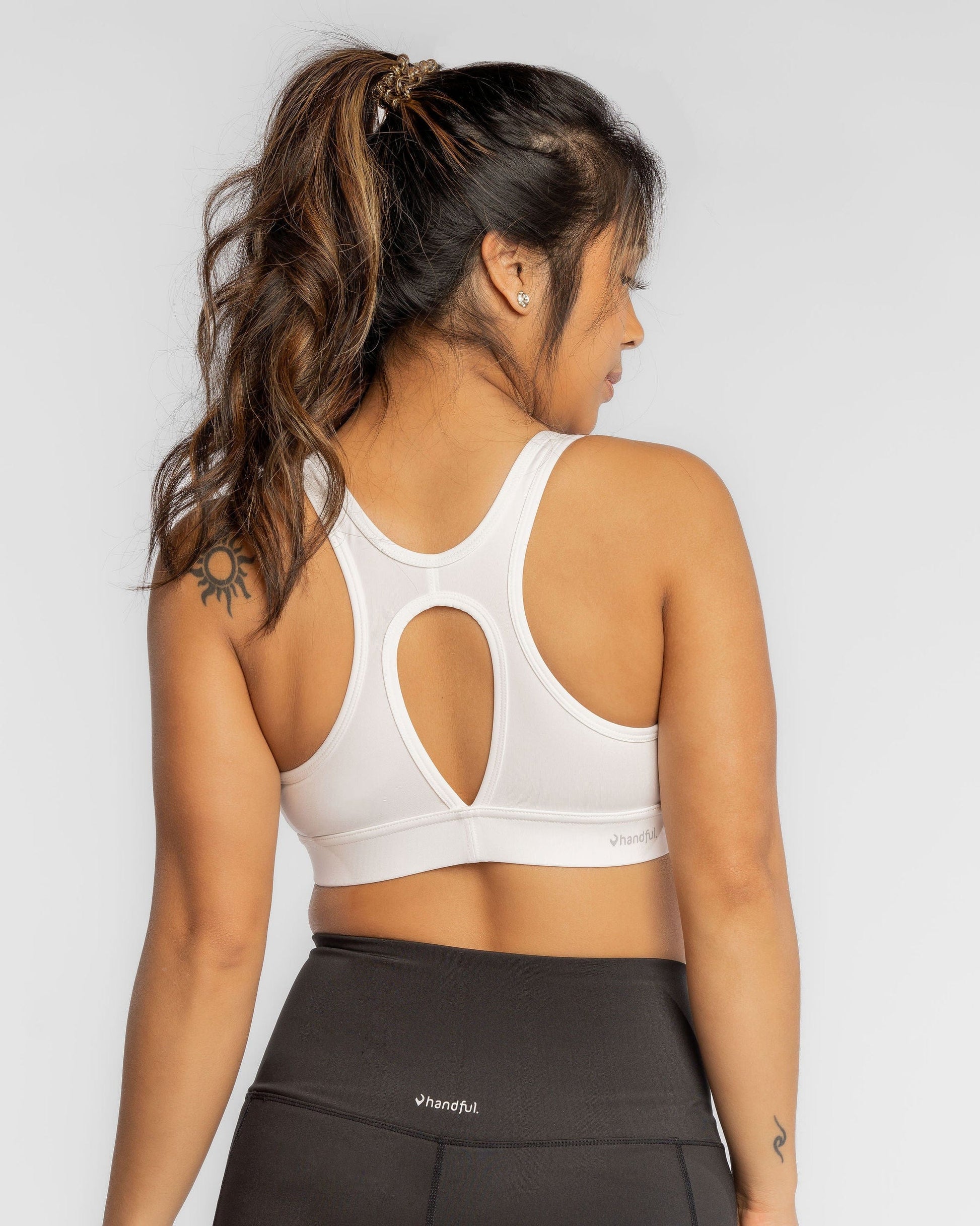 Fav Bra – No Headlights White-Handful-L-No Headlights White-Urbanheer