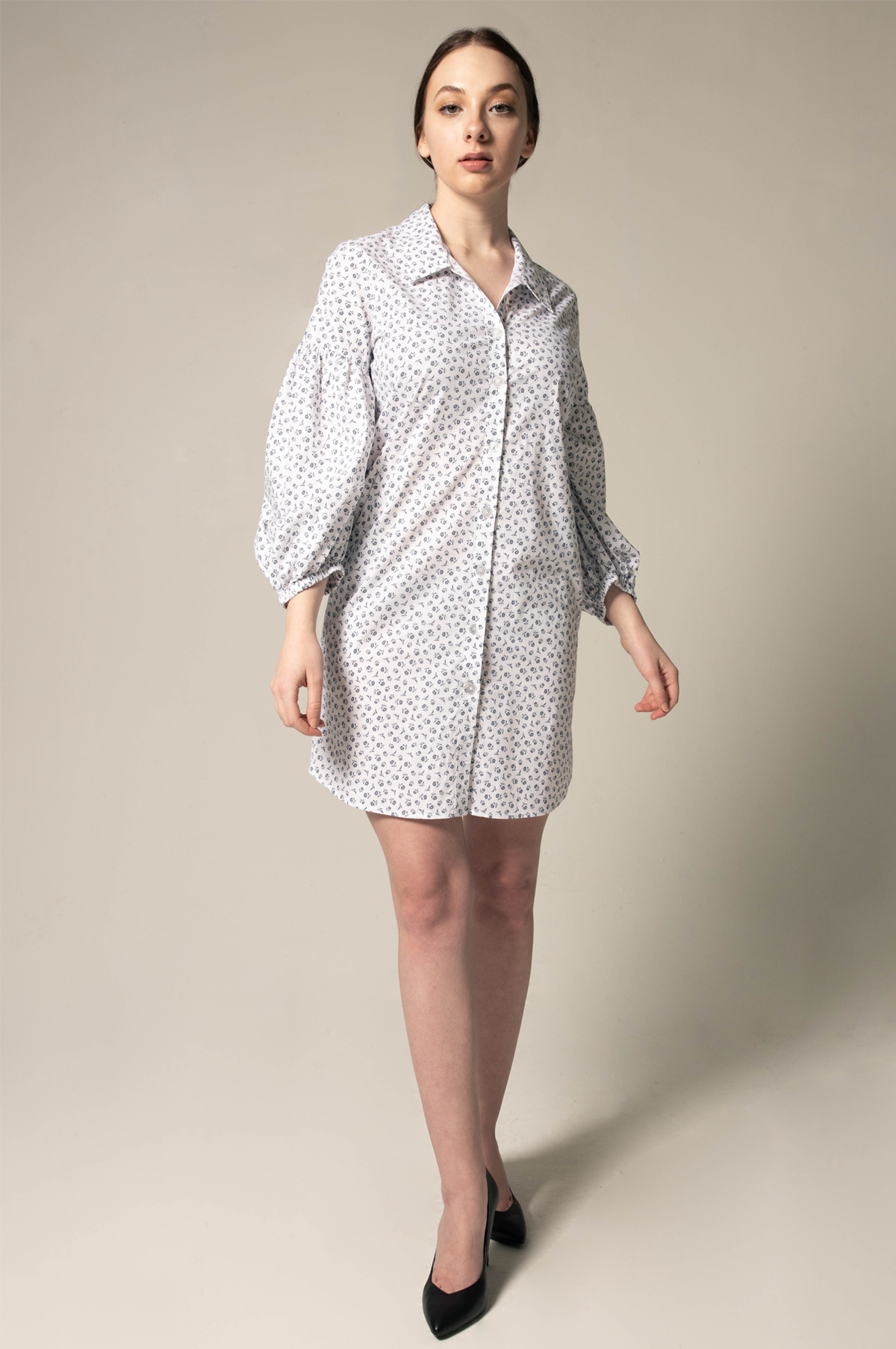 Shirt Dress with Oversized Sleeves in White Floral-Le Réussi-S-white-Urbanheer