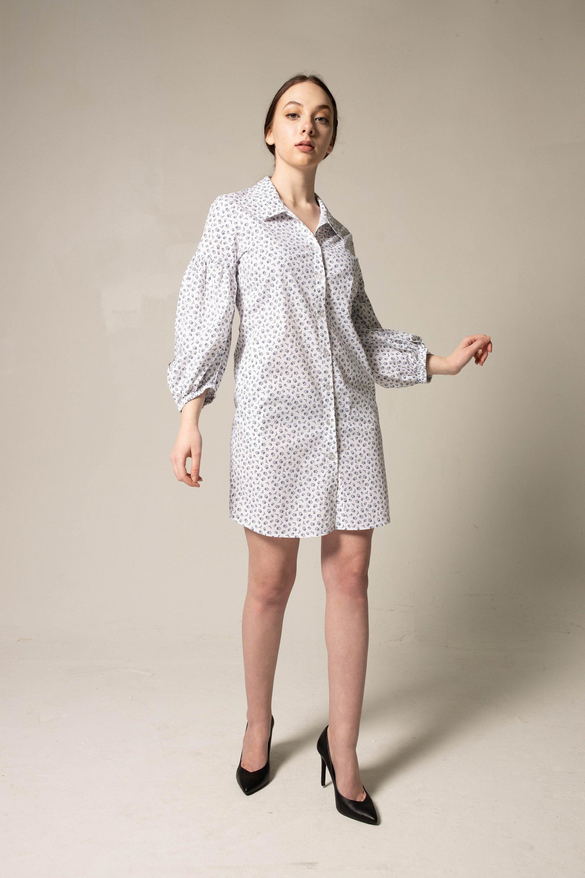 Shirt Dress with Oversized Sleeves in White Floral-Le Réussi-S-white-Urbanheer