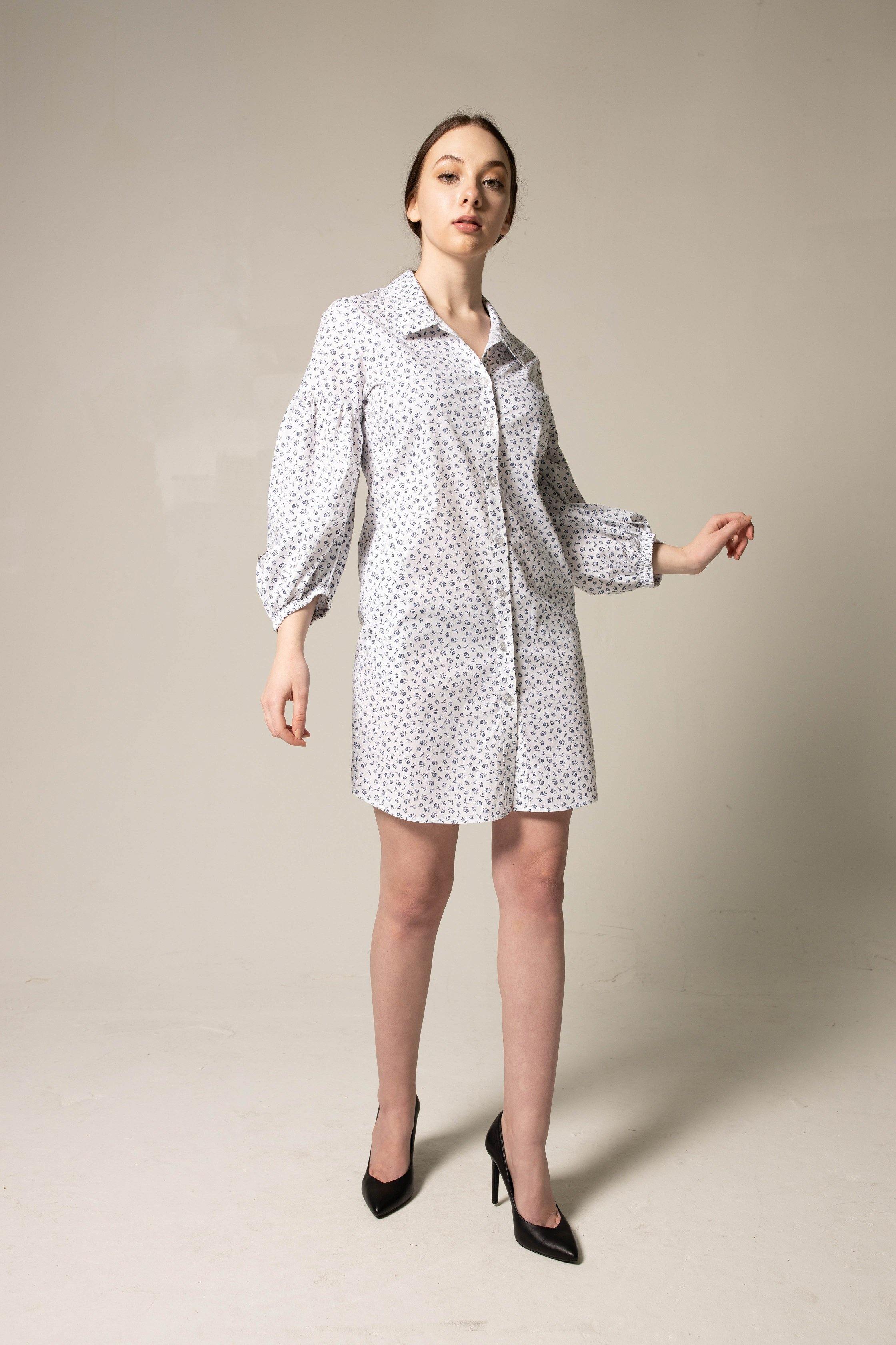 Shirt Dress with Oversized Sleeves in White Floral-Le Réussi-S-white-Urbanheer
