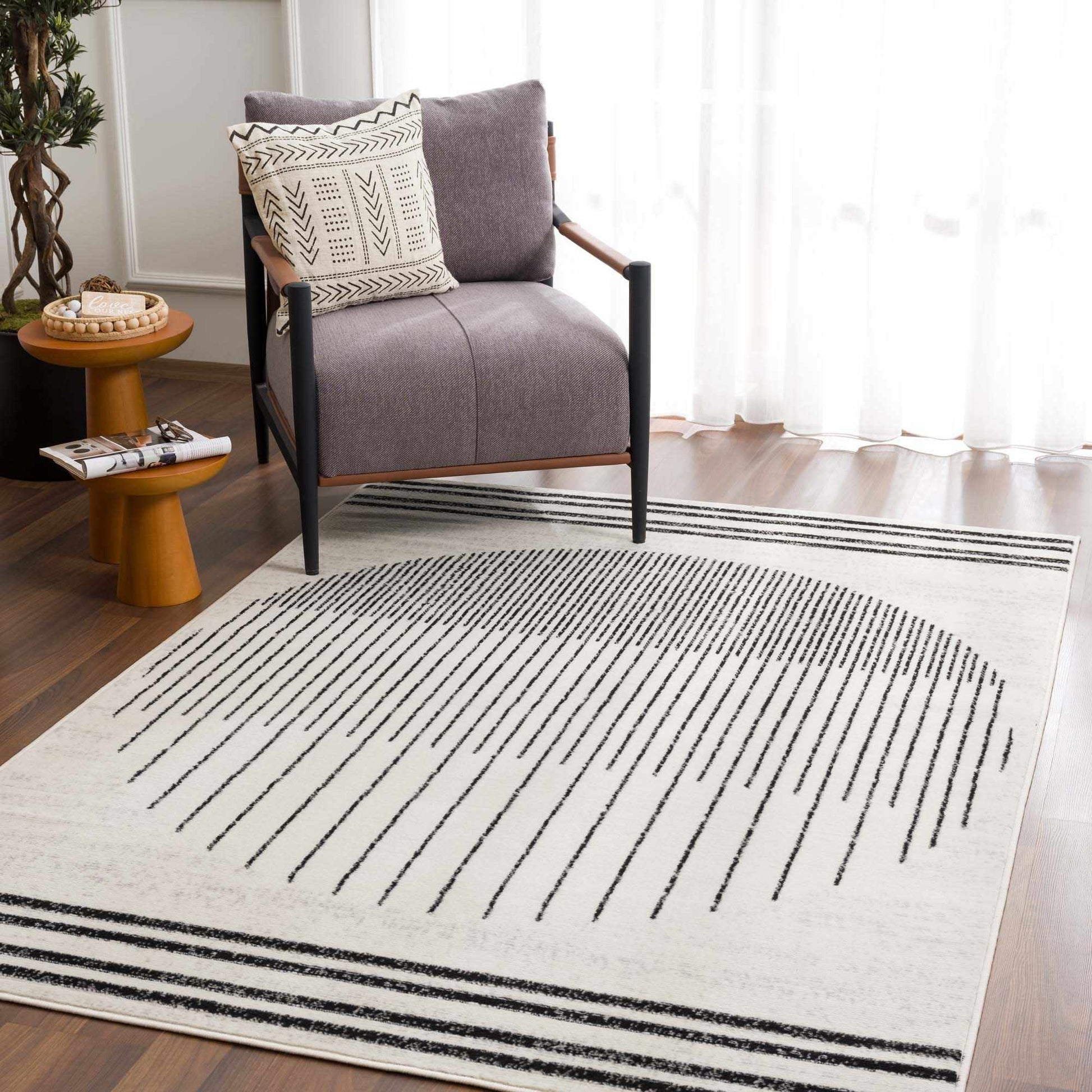 Angus Black&White Geometric Area Rug-Rugs-Hauteloom-2'7" x 7'3" Runner-Urbanheer
