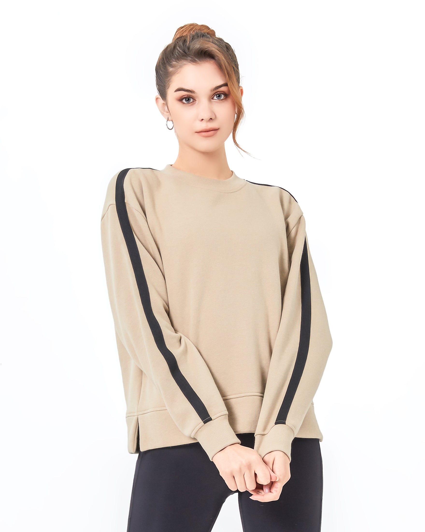 Sideline Fleece Sweatshirt-rebody-Sand-XS-Urbanheer