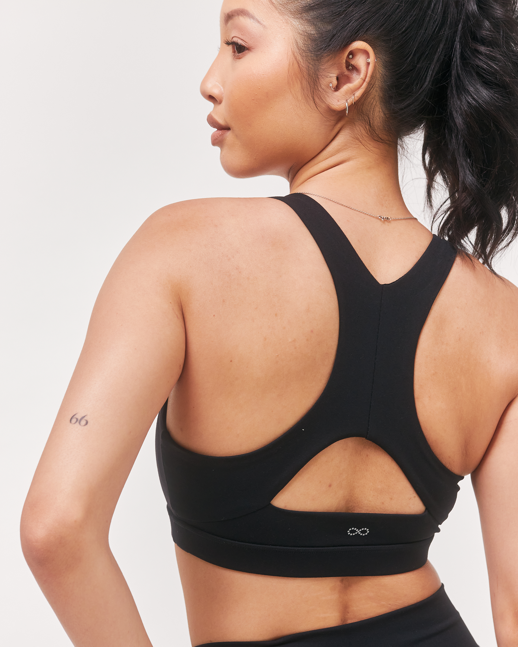 Swift Keyhole Racerback Bra-rebody-Smoke/Black-XS-Urbanheer