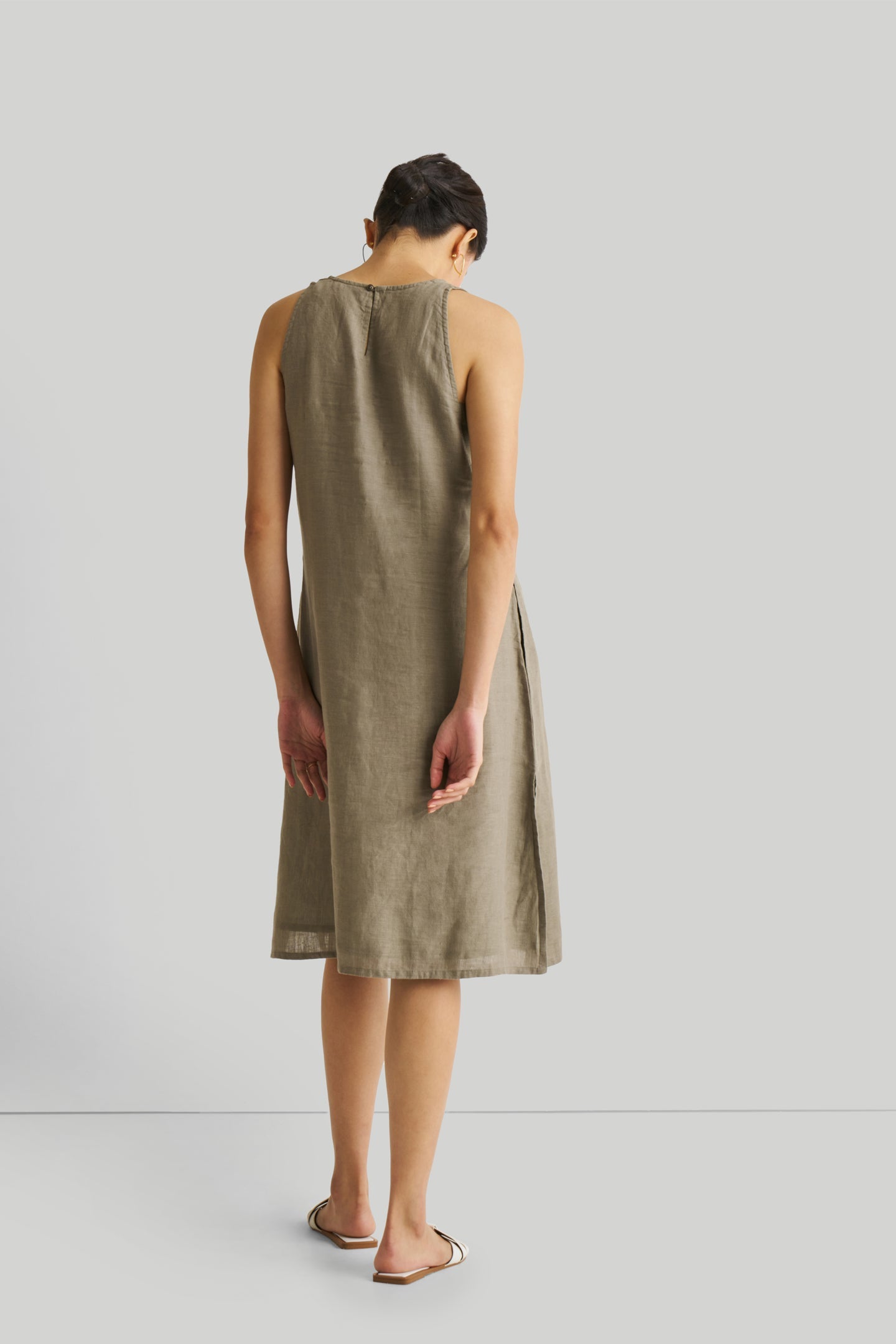 Reading Tea Leaves Dress in Dark Olive-DRESSES-Reistor-Hemp Dark green-XS-Urbanheer