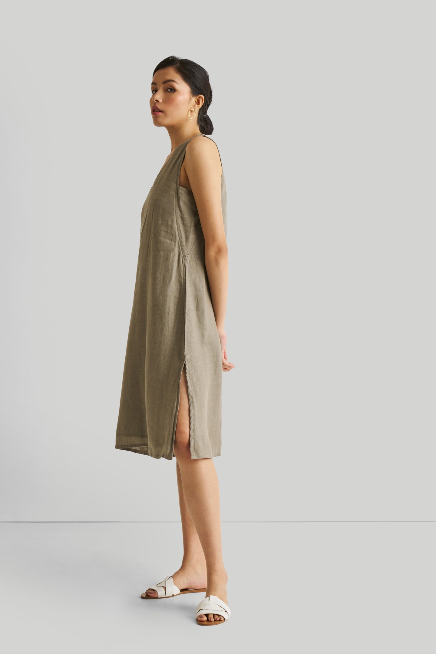 Reading Tea Leaves Dress in Dark Olive-DRESSES-Reistor-Hemp Dark green-XS-Urbanheer