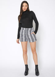 Women'S Brushed Wool Shorts In Black Ivory-Lemon Hera-L-Urbanheer