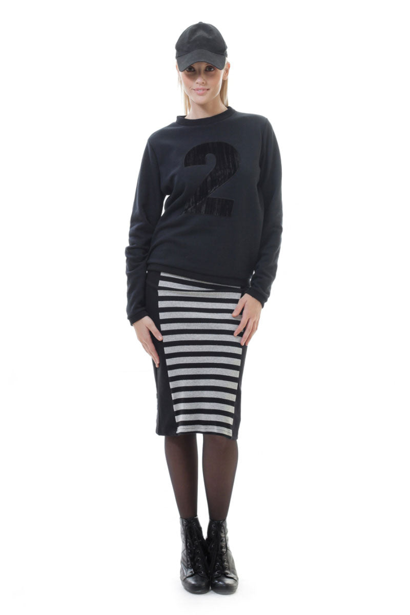 Sporty Sweatshirt in Black-Conquista-S-Urbanheer