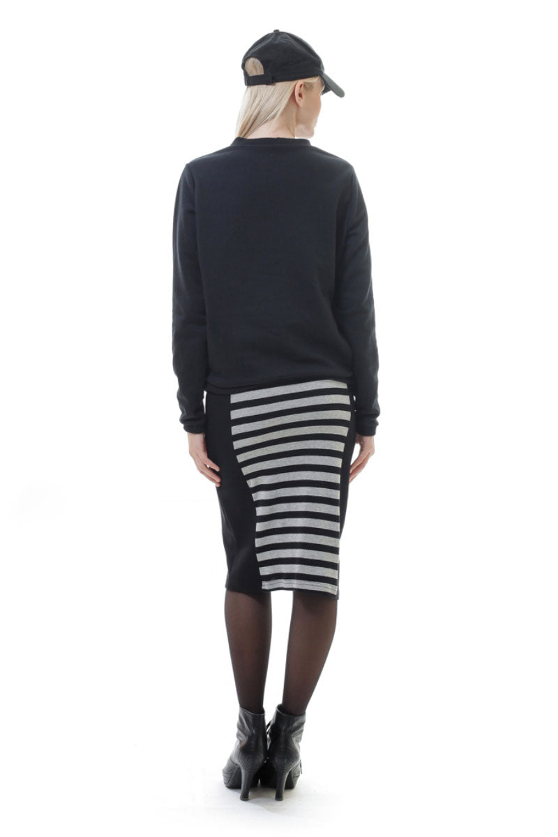 Sporty Sweatshirt in Black-Conquista-S-Urbanheer