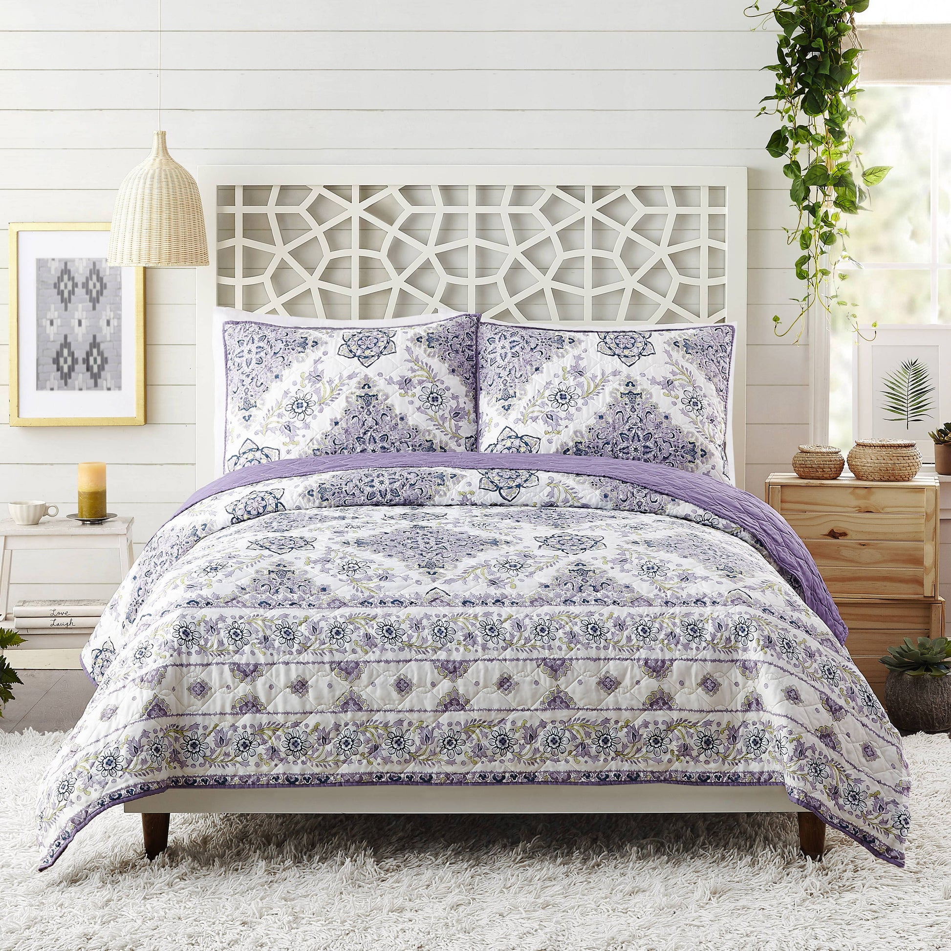 Saniyah Medallion 3-Piece Quilt Set By Jessica Simpson-Peking Handicraft-Urbanheer