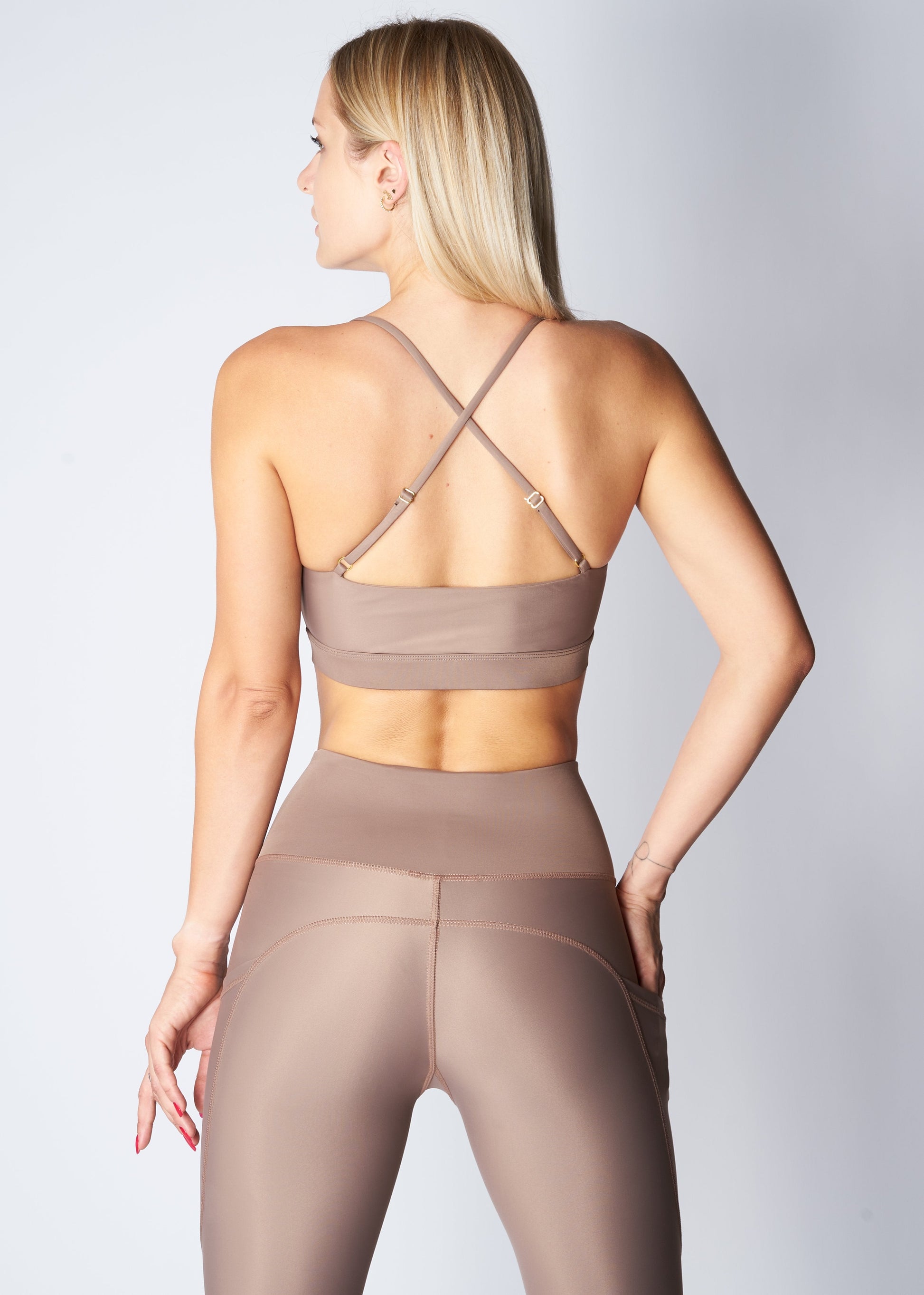 Cross-back sports bra - Soft tan-SAVE THE WAVE®-S-Urbanheer