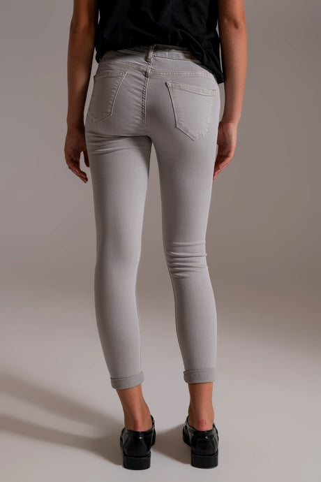 Light Gray Ankle Jeans With Soft Wrinkles