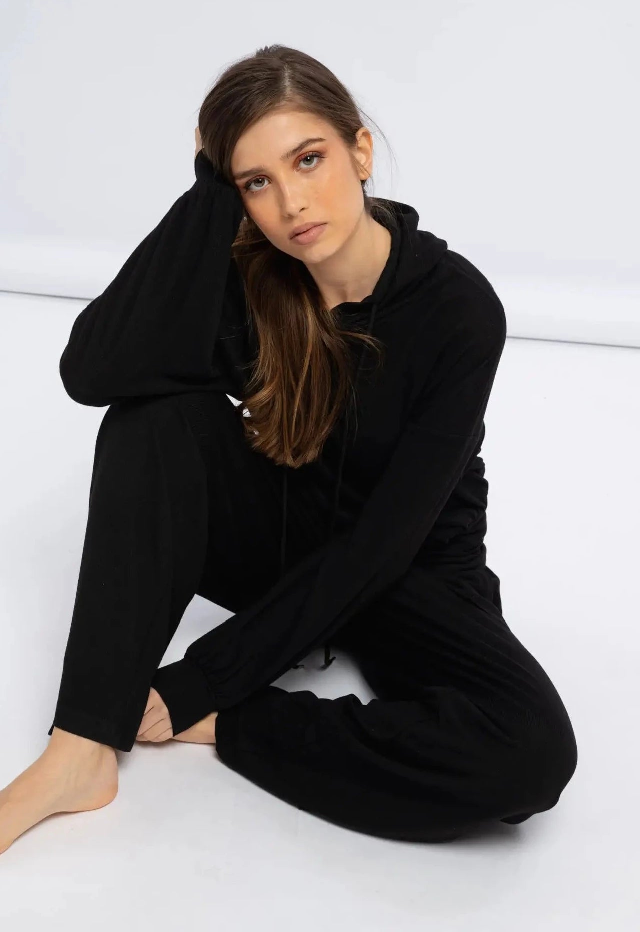 Black Hooded Sweater-Clothing-SMF-S-Urbanheer